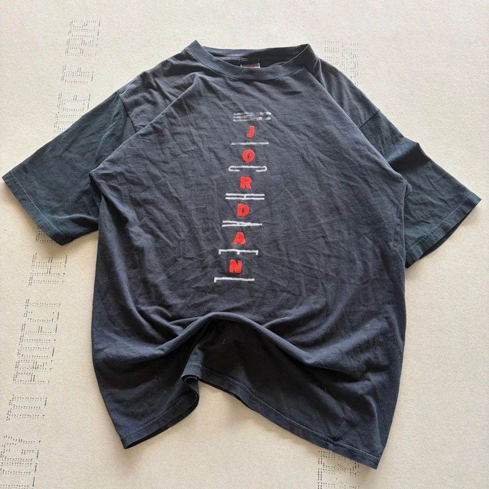 Vintage 90s Nike Air Jordan T-shirt